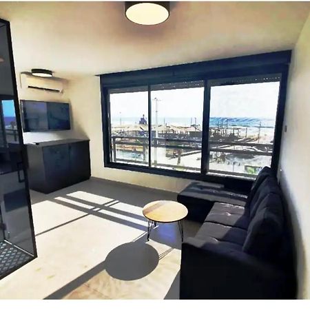 Appartement Ryo 11 דירת נופש חדשה על חוף הים נוף לים à Bat Yam Extérieur photo