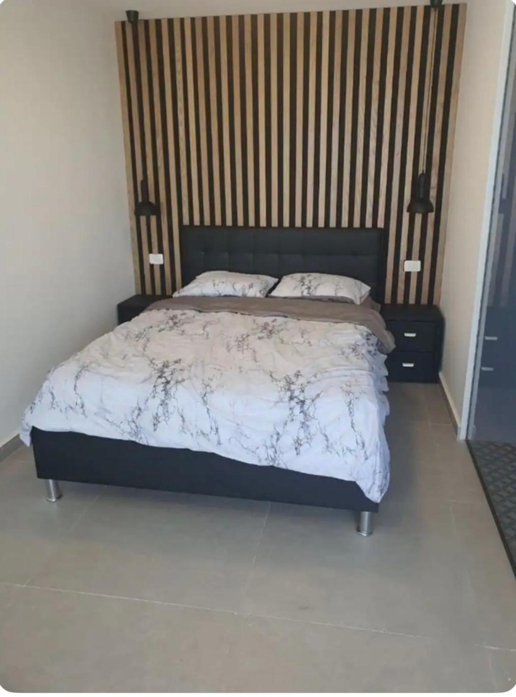 Appartement Ryo 11 דירת נופש חדשה על חוף הים נוף לים à Bat Yam Extérieur photo